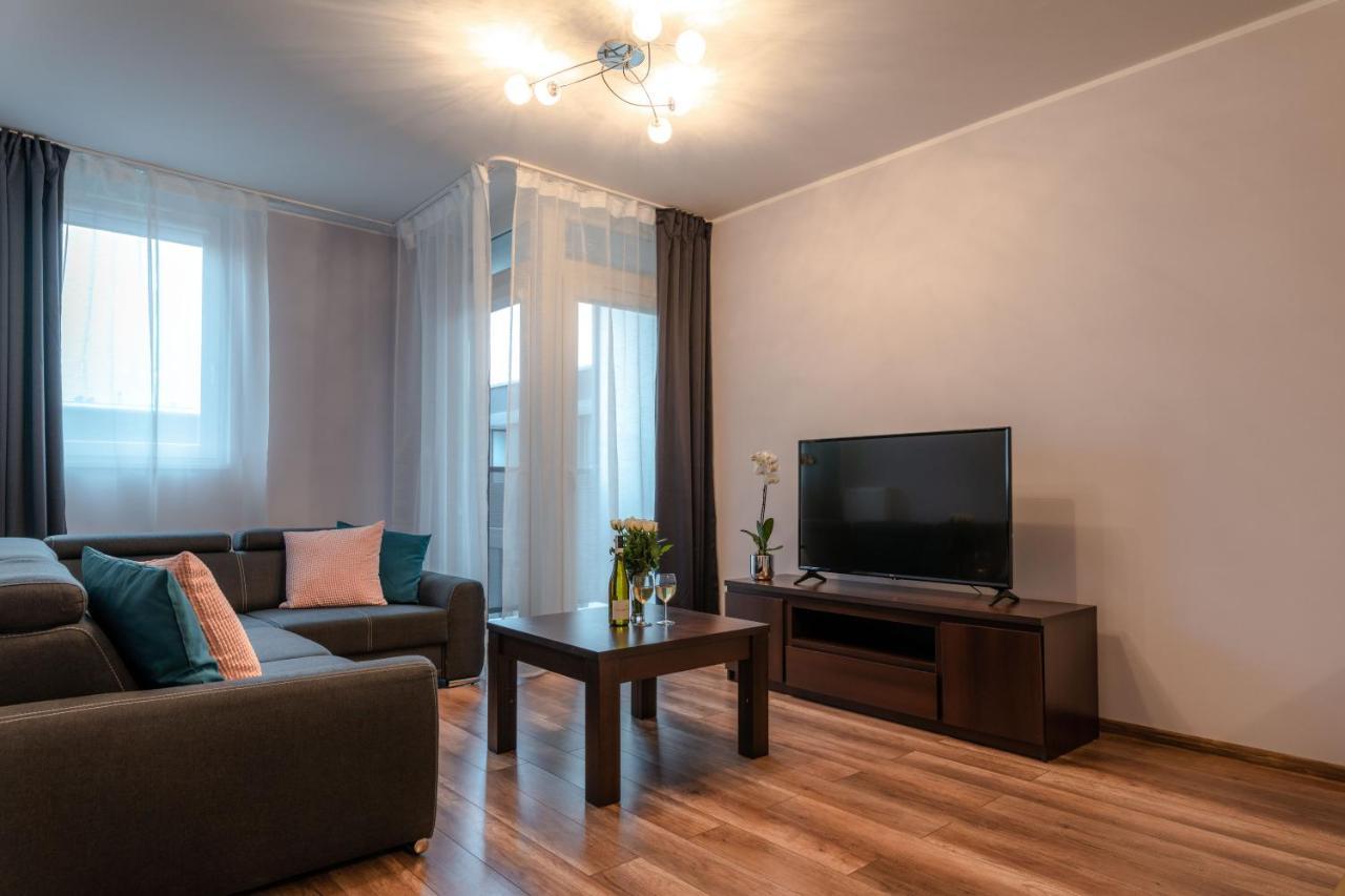 Pure Home Apartments - Gwiazdzista Вроцлав Екстер'єр фото